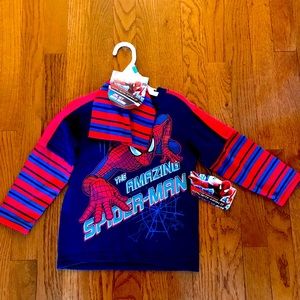 Long sleeve spider man shirt with free hat